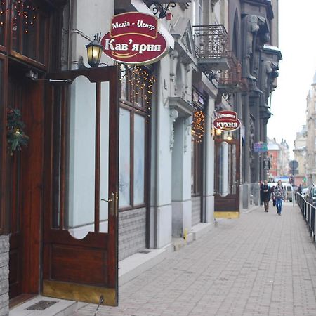 Apartment Roman Lwów Zewnętrze zdjęcie